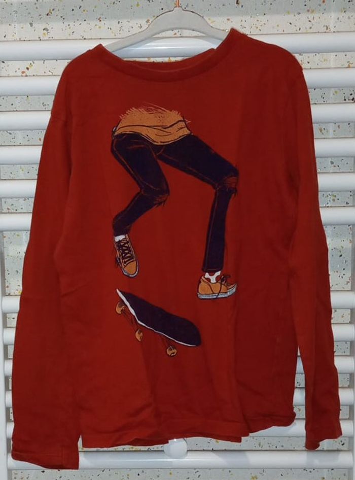 Tee shirt manche longue brique imprimé Kiabi Taille 10 ans - photo numéro 2