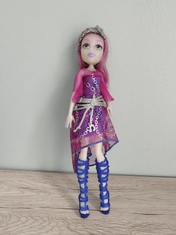 Poupée Monster high Ari Hauntington popstar