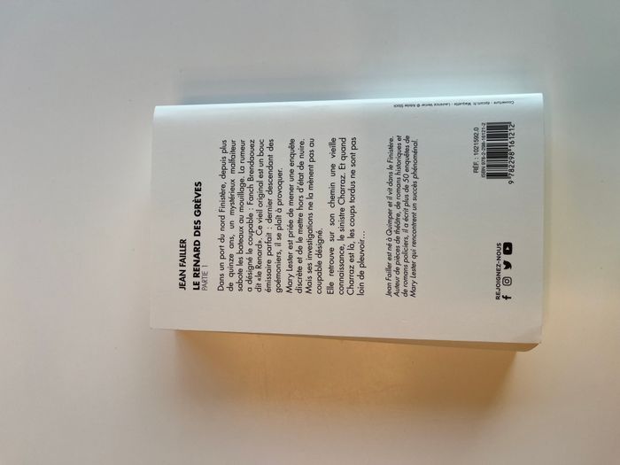 Livre Mary Lester T.22 Le Renard des Grèves (Partie 1) - photo numéro 2