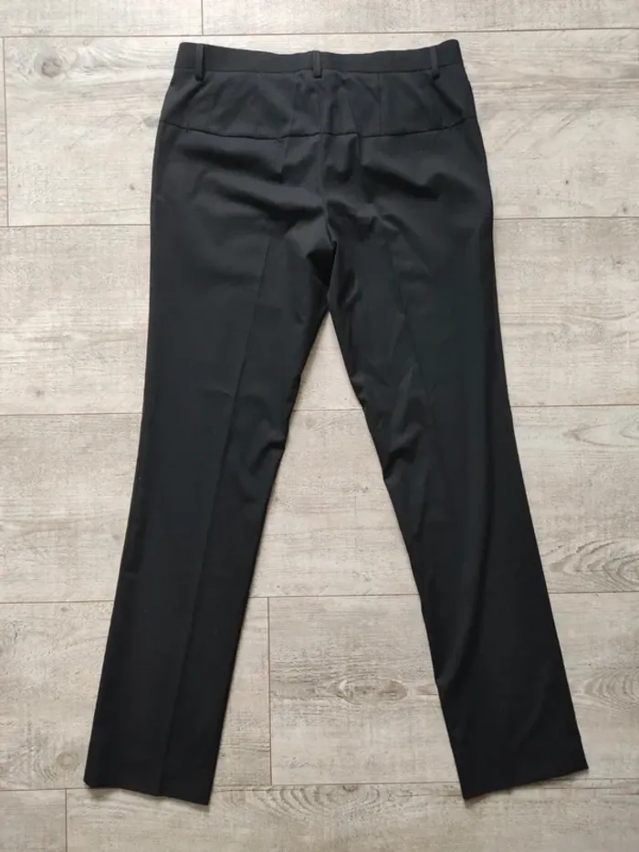 Pantalon tailleur coupe droite noir taille 42 Carnet de Vol - photo numéro 2