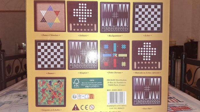 Coffret de 10 jeux de société en bois - photo numéro 2