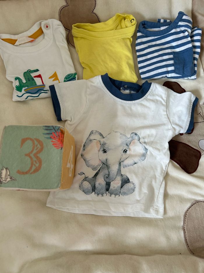 3️⃣ Lot de tee shirt : Taille 3 - photo numéro 2