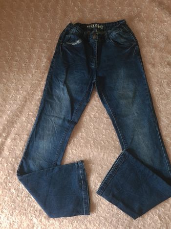 Jean fille bas évasé