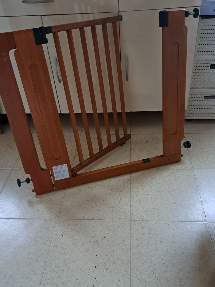 Barrière Sécurité Extensible en bois - photo numéro 3