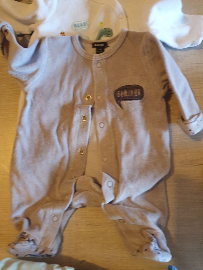 Lot bébé - photo numéro 2