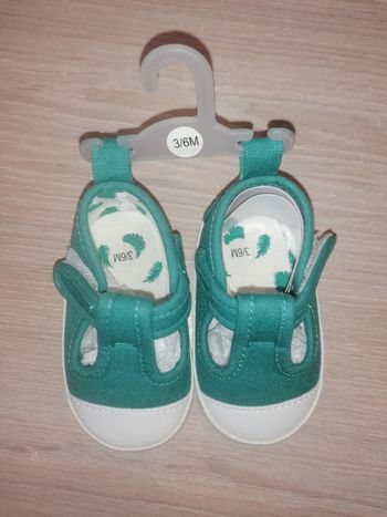 Chaussures légères bébé / 3-6mois