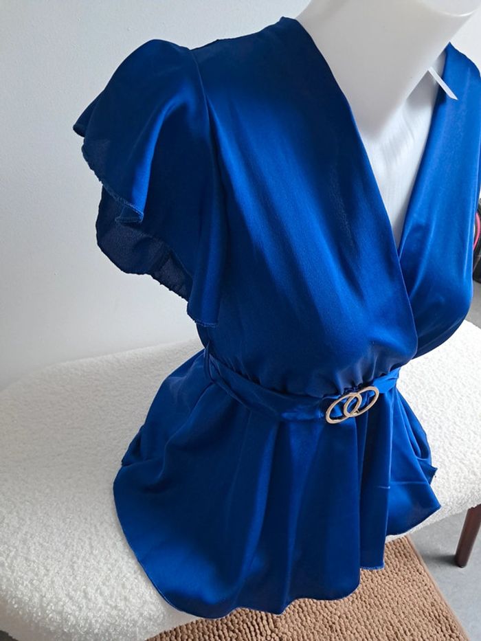 Blouse 👚 - photo numéro 3
