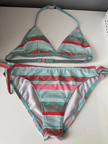 👙 Bikini fille Olaian – Taille 8 ans – Très bon état