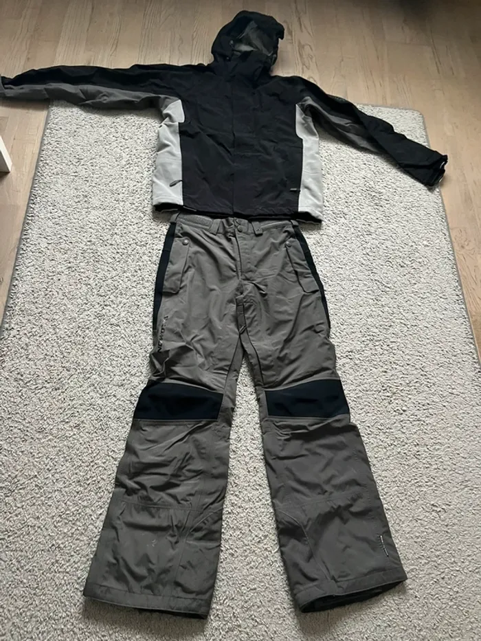 Combinaison de ski