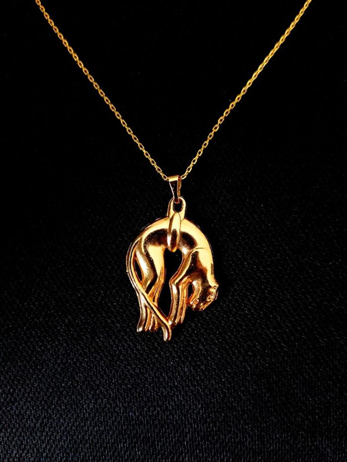 Magnifique collier avec pendentif panthère plaqué or - photo numéro 2