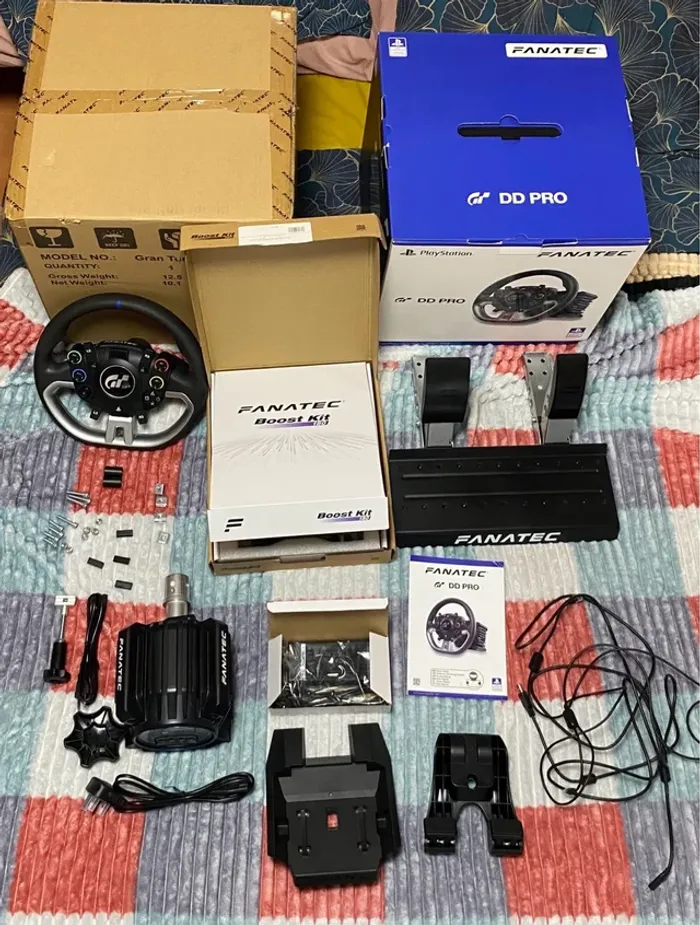 Kit Fanatec Gran Turismo DD PRO complet avec Boost Kit 180 - photo numéro 7