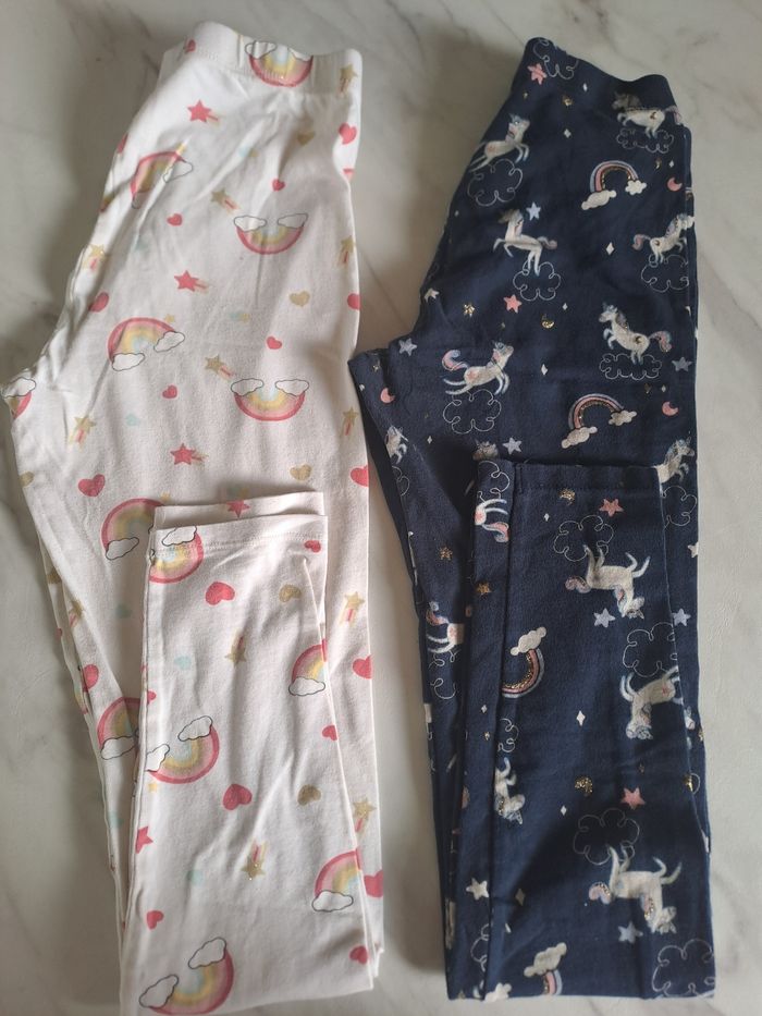Lot de 2 leggings fille kiabi taille 12 ans très bon état