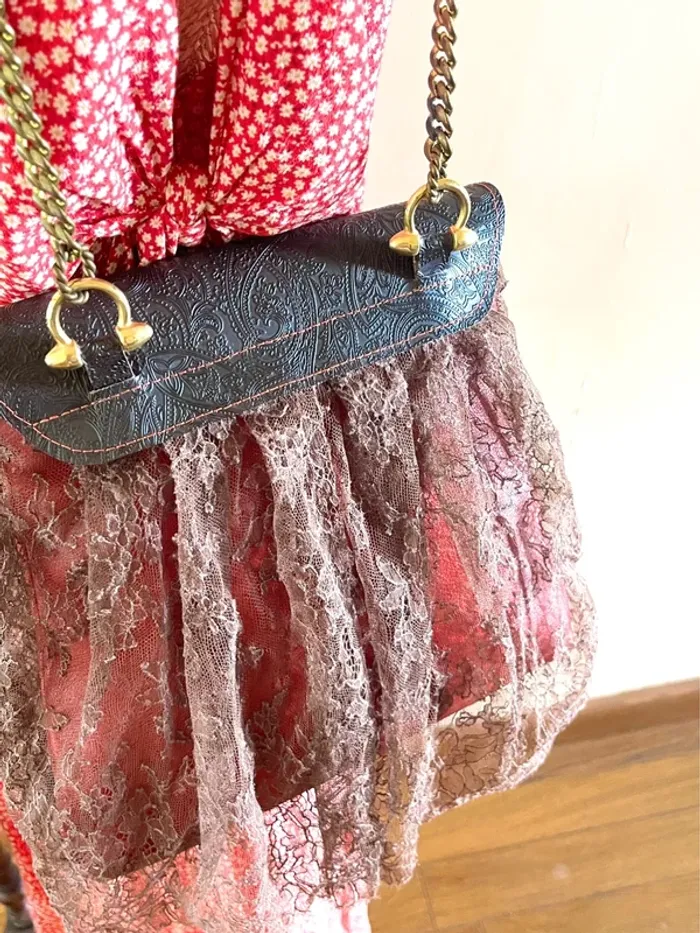 Sac en Cuir avec Dentelle de Calais – Élégance Chic - photo numéro 16