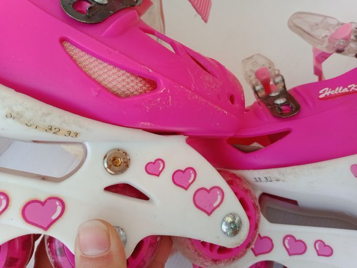 Rollers fille ajustable de 30 au 33 hello kitty - photo numéro 6