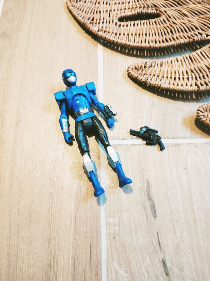 🙅 Power rangers beast morphers figurine du ranger bleu avec son pistolet