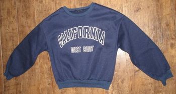 pull sweat taille S SHEIN