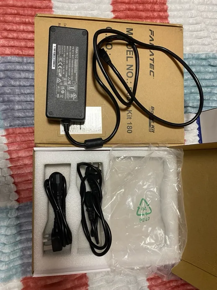 Kit Fanatec Gran Turismo DD PRO complet avec Boost Kit 180 - photo numéro 2
