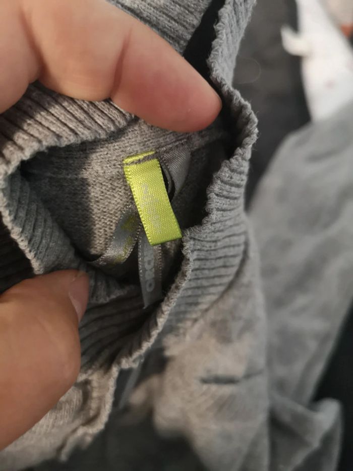 Pull garçon 2 ans - photo numéro 2