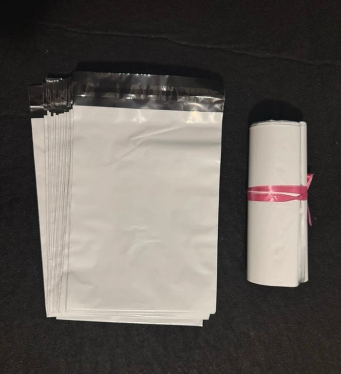 100 Sachets/Enveloppes Colis 23x35cm - photo numéro 2