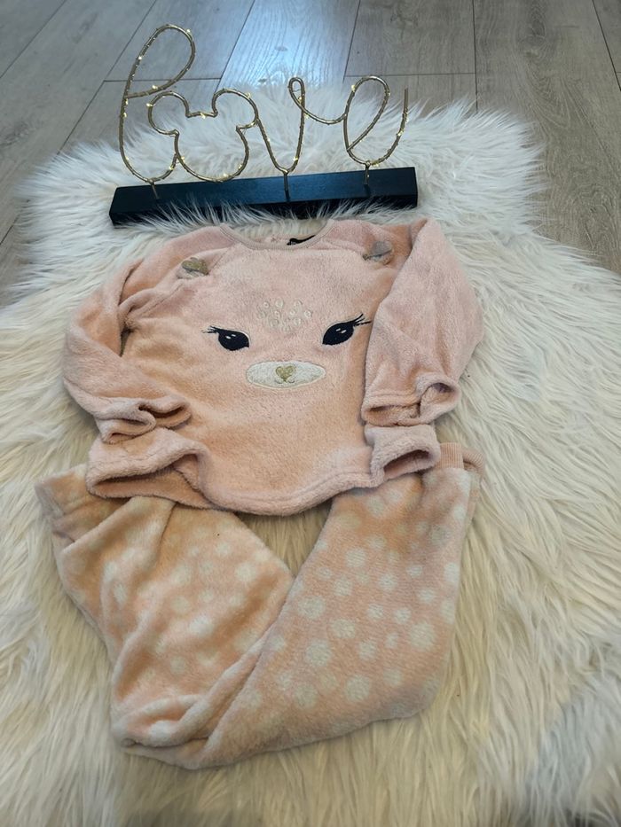 Très beau pyjama chaud 🥰 in extenso taille 98 cm