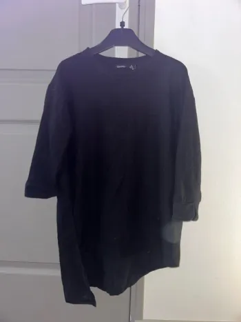TEE shirt asymétrique bershka