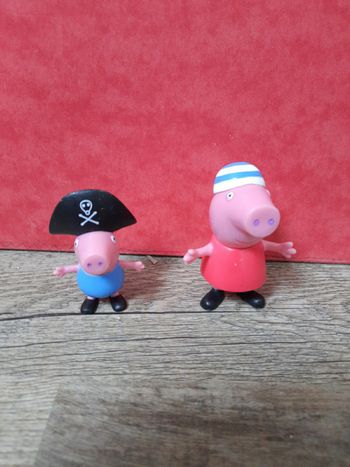 2 figurines Peppa Pig: 1 pirate