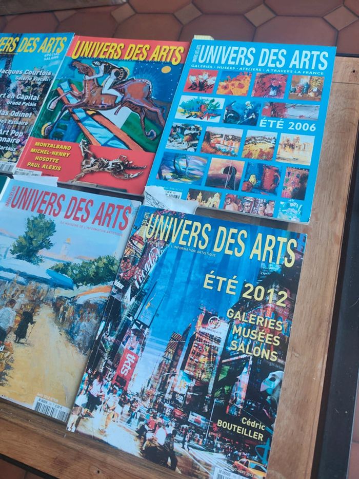 Lot 7 magazines L’Univers des Arts vintage (2006–2012) Galeries, Salons, Artistes - photo numéro 2