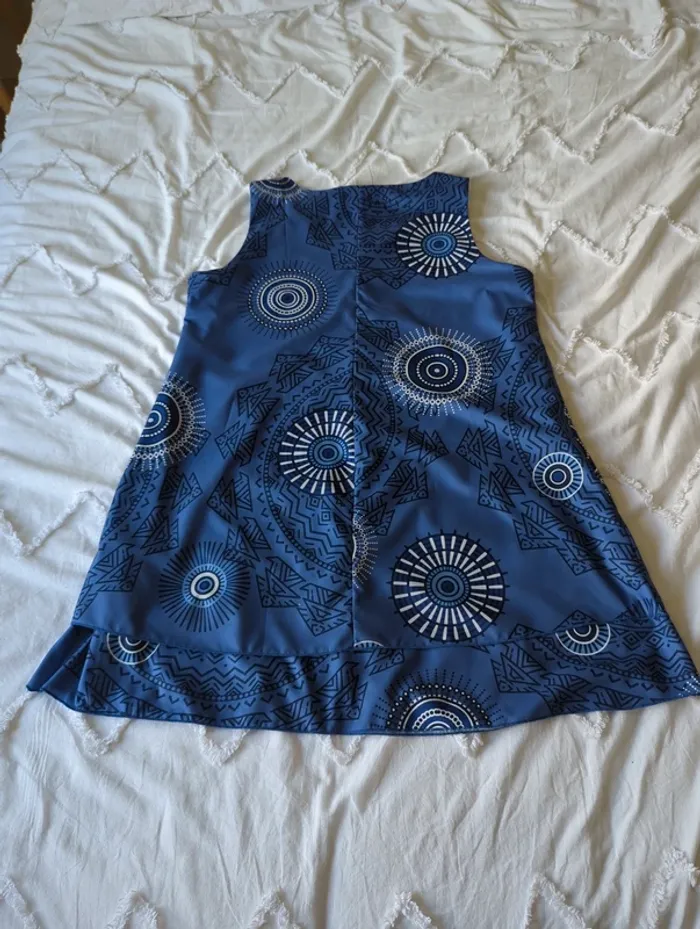 Robe courte d été doublée taille L neuve - photo numéro 2