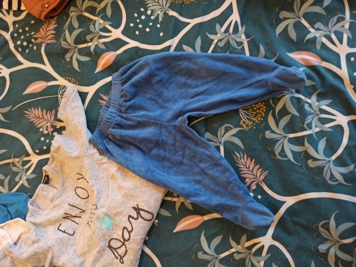 Lot vêtements garçon 9-12 mois