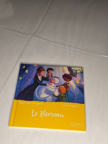 Livre le berceau