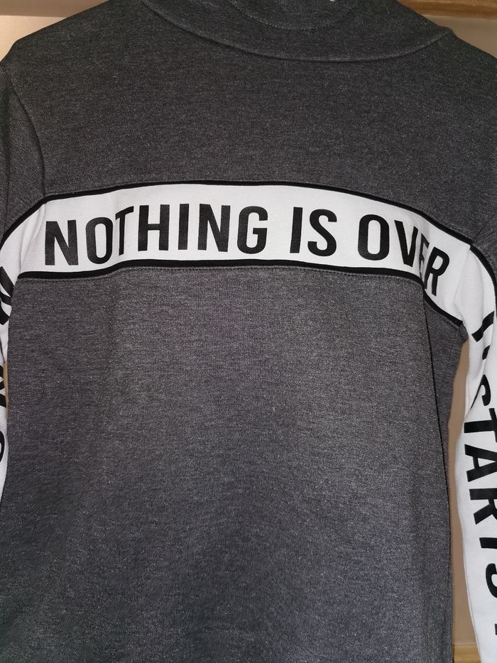 Pull à capuche - photo numéro 2