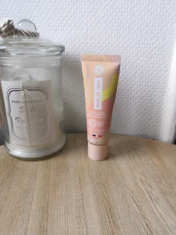 🌺Fond de teint n°1 Porcelaine Yves Rocher🌺