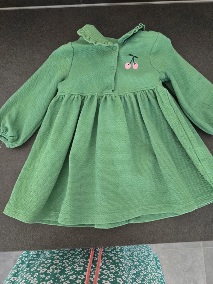Robe 18 mois tape à l'oeil