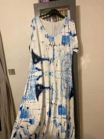 superbe robe longue belle qualité 50 neuve