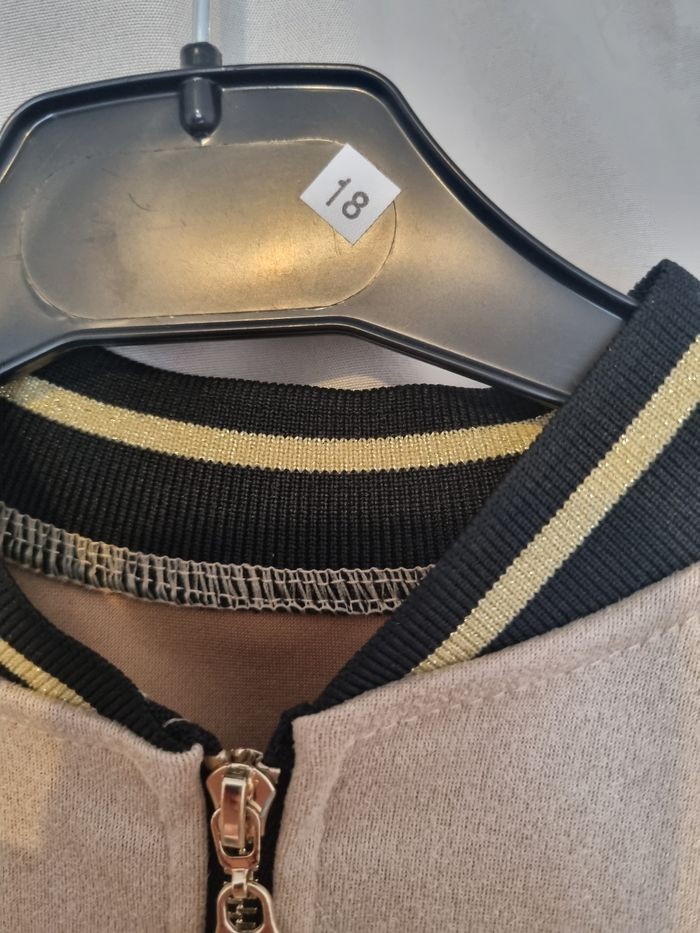 Veste - photo numéro 3