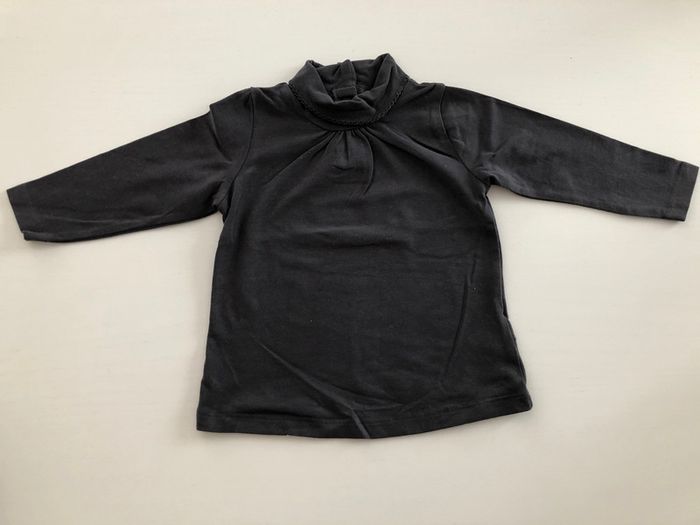 Sous pull gris foncé 6 mois
