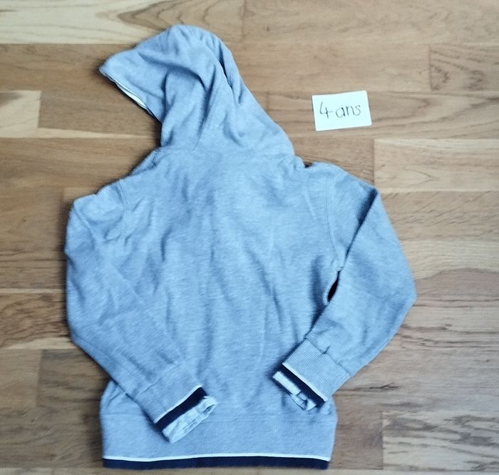 Pull garçon 4 ans - photo numéro 2