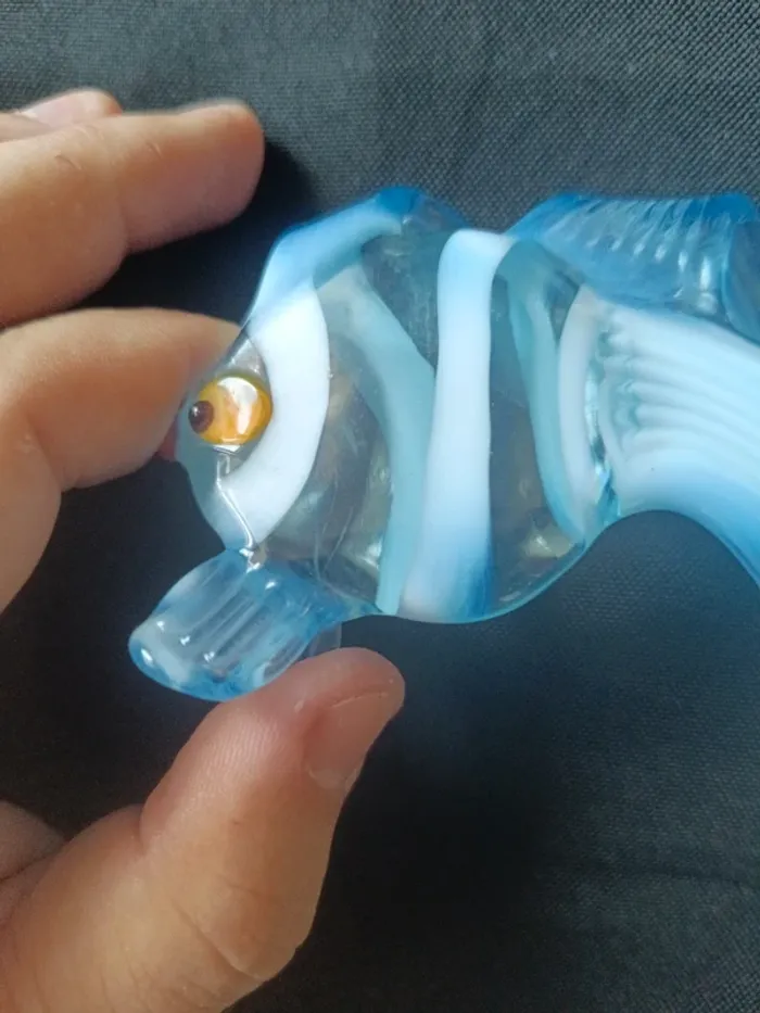 Superbe petit poisson en verre - photo numéro 3