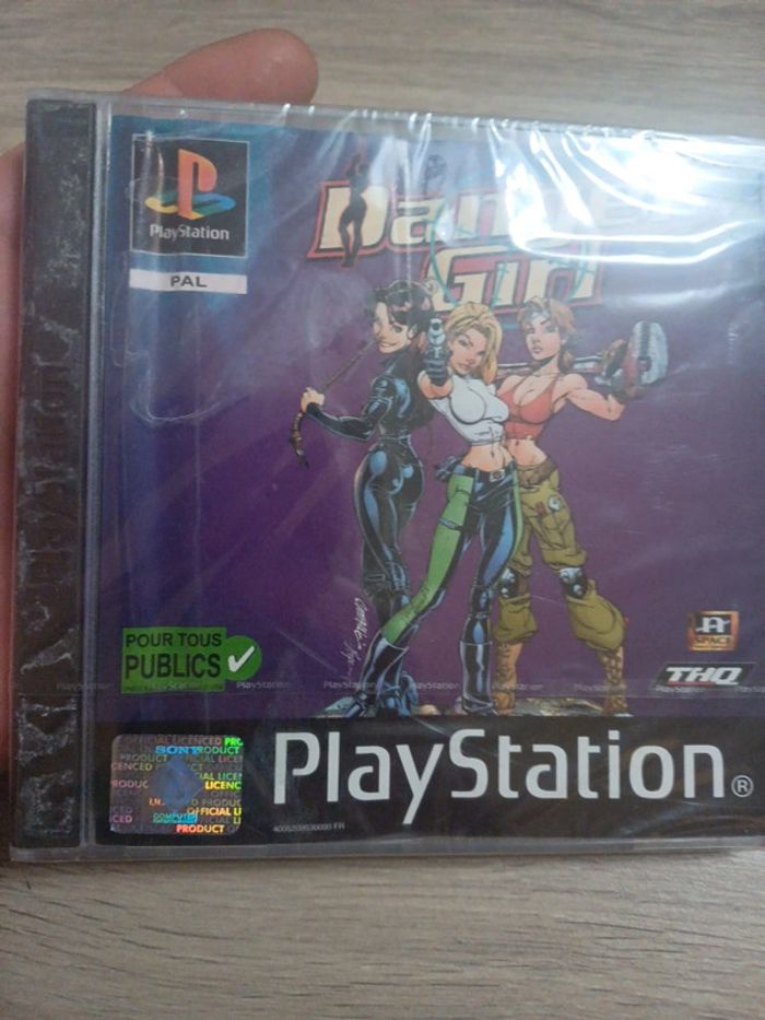 Danger Girl Playstation 1 (PS1) Neuf sous blister - photo numéro 5