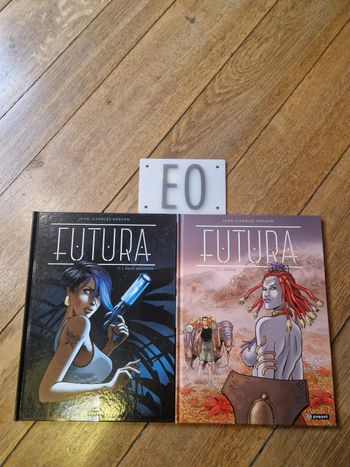 Lot de 2 bd futura tome 1 et 2 en eo
