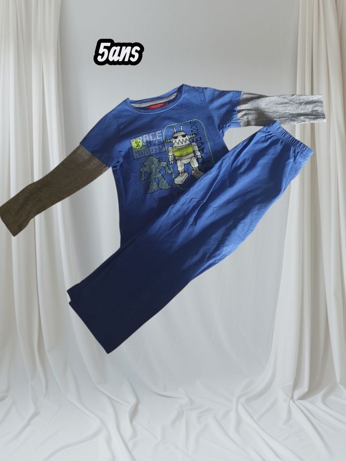 Pyjama deux piece garçon- 5ans