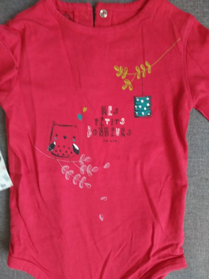 Bodie rouge - photo numéro 2