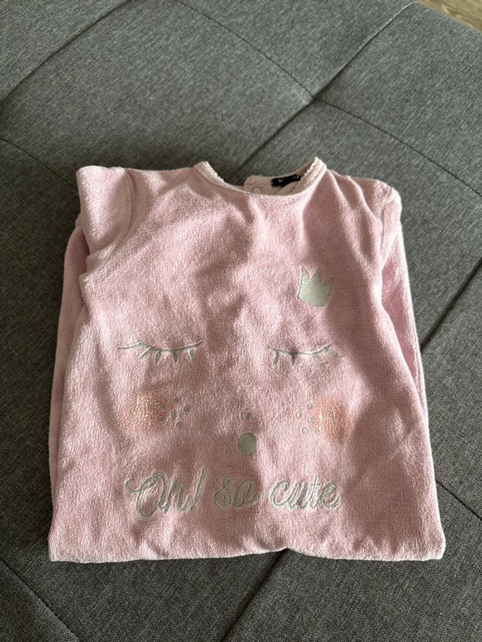 Pyjama 9 mois fille rose et gris kiabi très bon état