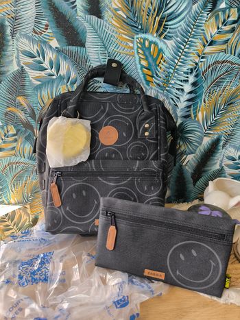 Sac à dos small édition limitée Smiley 
Neuf avec étiquette