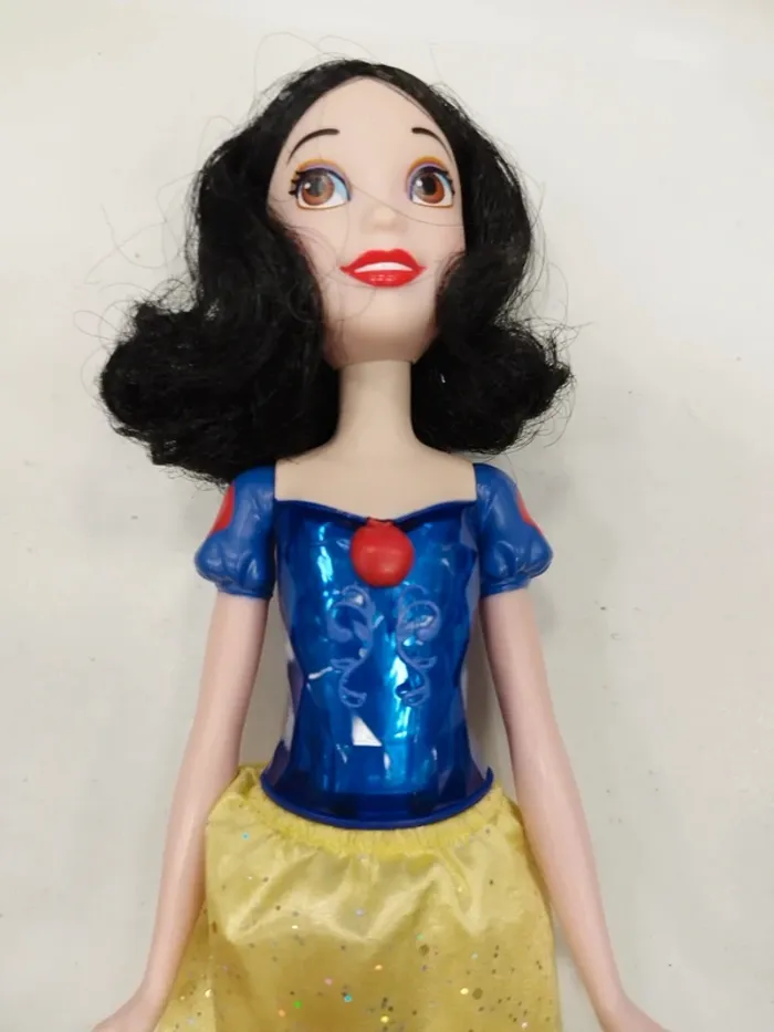 Barbie blanche neige - photo numéro 2
