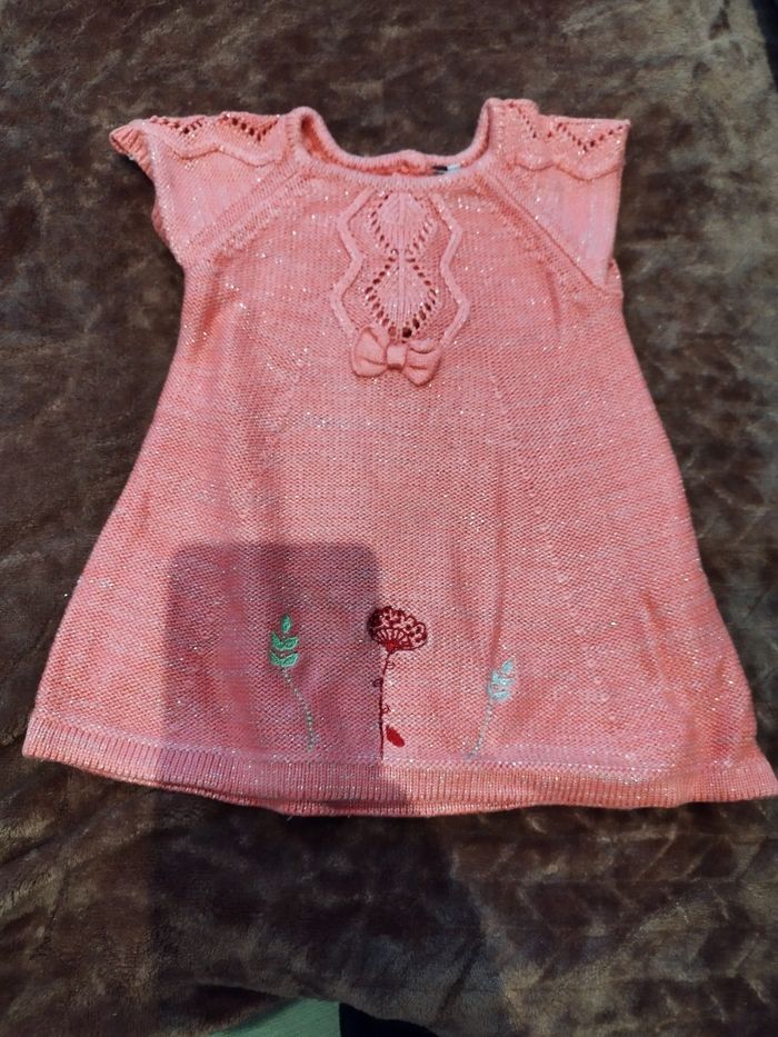 Robe đź‘— pomme framboise 6 mois