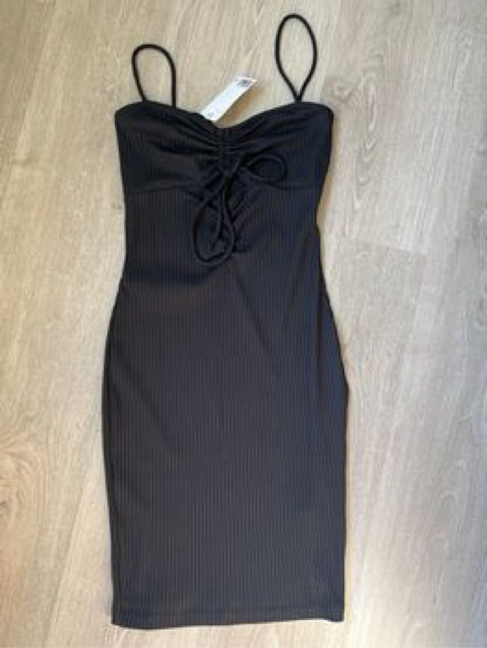 Robe noir
