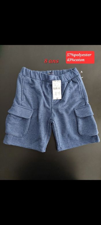 Short bleu marine garçon 8ans