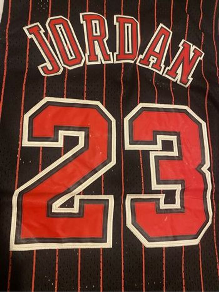 Réplique Maillot Jordan 23 Chicago Bulls - photo numéro 3