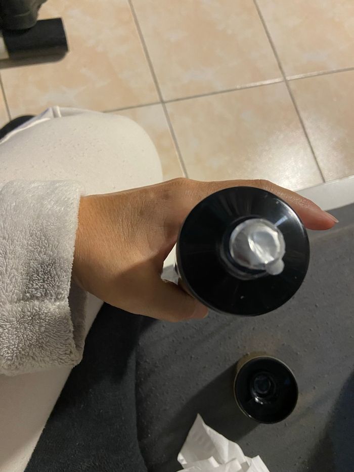 Crème Victoria ´s secret Velvet Petals neuve - photo numéro 3